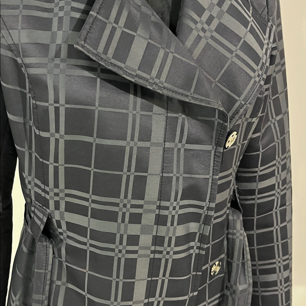 Stylish Black/Gray Stylish Trench Coat - Picture 3 of 6